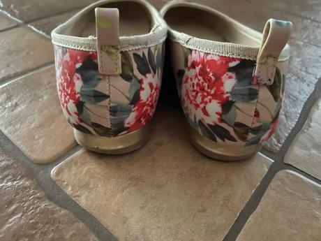 Kvetinkové balerinky, baťa,38