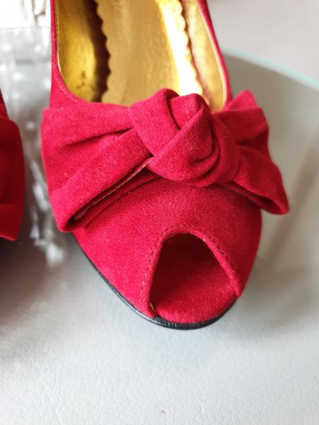 Kozene lodicky - pc 60 eur, baťa,38