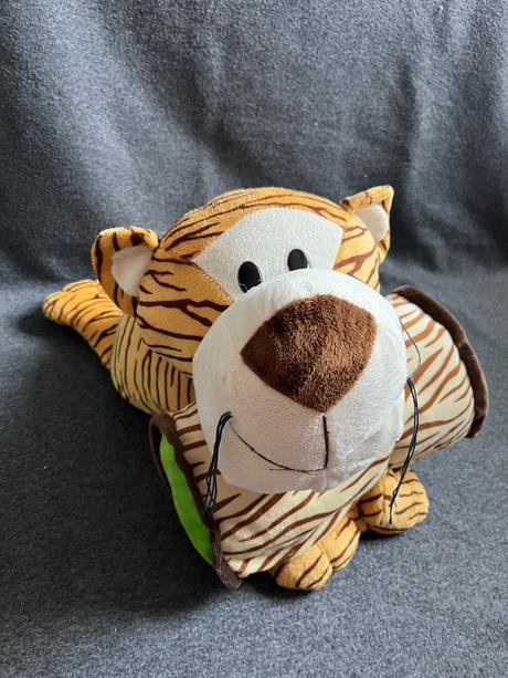 Plyšový ležiaci tiger, 