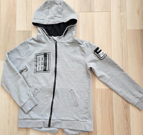 Mikina, piazza italia,134