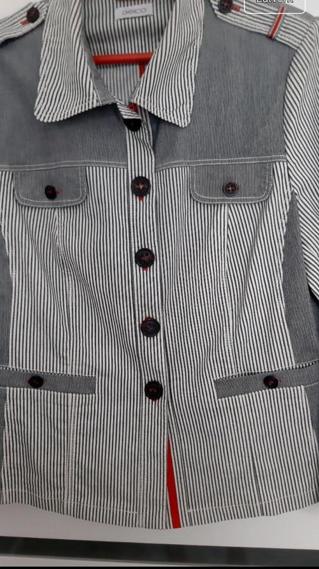 Elegantny kostym, 46