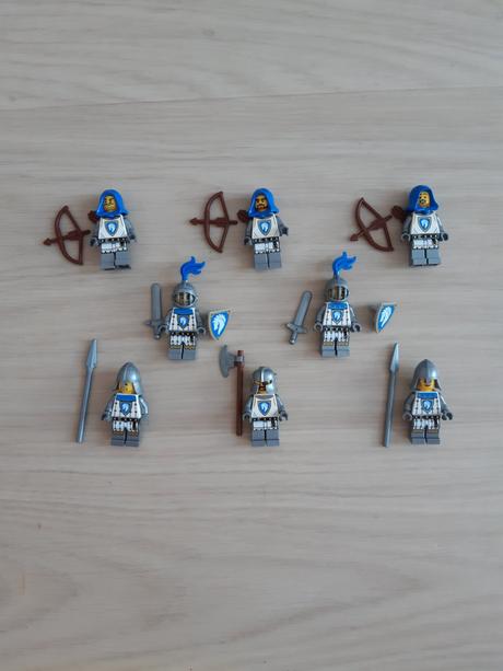 Predám lego mix nových figúrok horse knights,