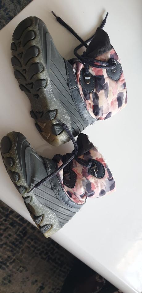 Zimné čižmy č.25, 25