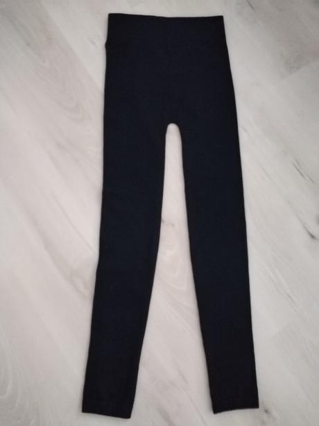 Vyteplene leginky od 152 do xs sadnu,