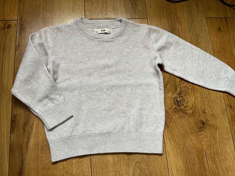 Elegantný biely pulovrik, c&a,104