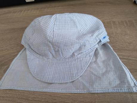 Letná čiapka, pirátka rada, rada,<50