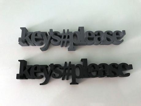 Dizajnový vešiak na kľúče,