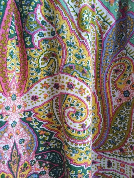 Pestrofarebná blúzka uni, 