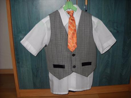 Spoločenský komplet, 110