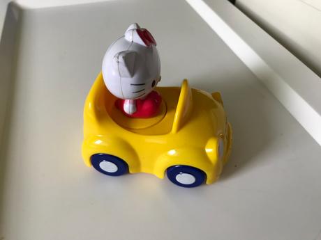 Autičko hello kitty - zotrvačník , vel.10 x 10 cm,