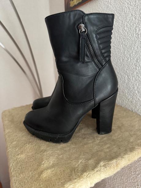 Členkové čižmy, 35