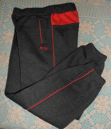 Tepláčiky na 5-6 rokov, slazenger,116