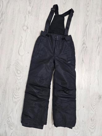 4f oteplovačky, 152