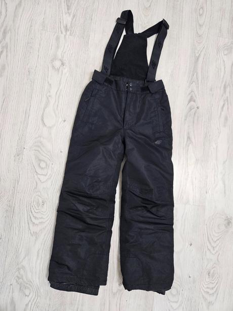 4f oteplovačky, 152