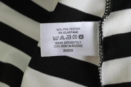 Štýlové čiernobiele pruhované tričko s lodičkovým, atmosphere,m