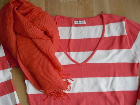 Pulóver so šálom, c&a,m