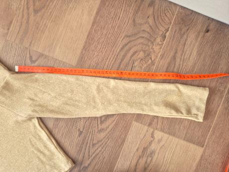 Trblietavý crop top, sinsay,s