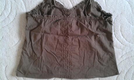 Pekný letný top, 46