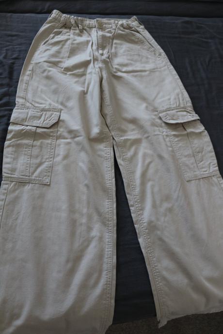 Kremove kapsače, h&m,152