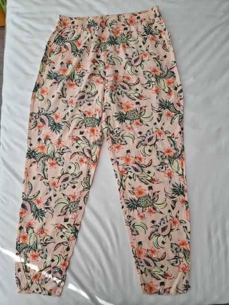 26sp_letne nohavice, teplaky, h&m,40