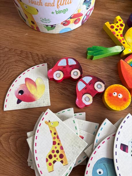 Drevená hmatová hra vilac,