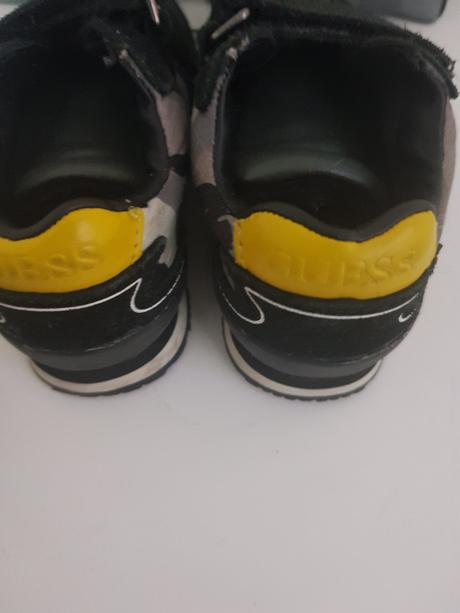 Guess botasky, guess,21