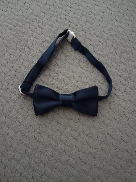 Oblek s topánkami, 146