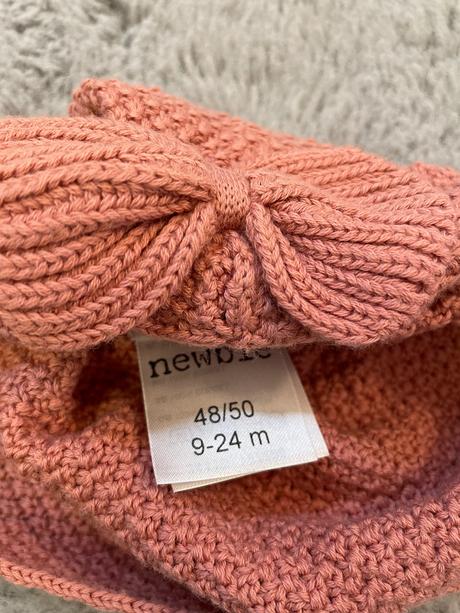 Nové 3 čiapky newbie 48/50(sú menšie), 48