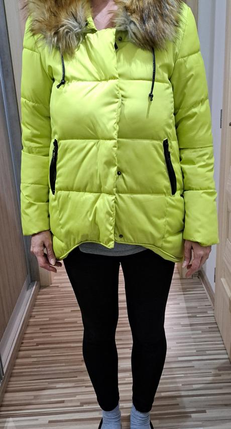 Vetrovka s kožušinou, l