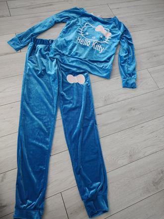 Velurova súprava, xs