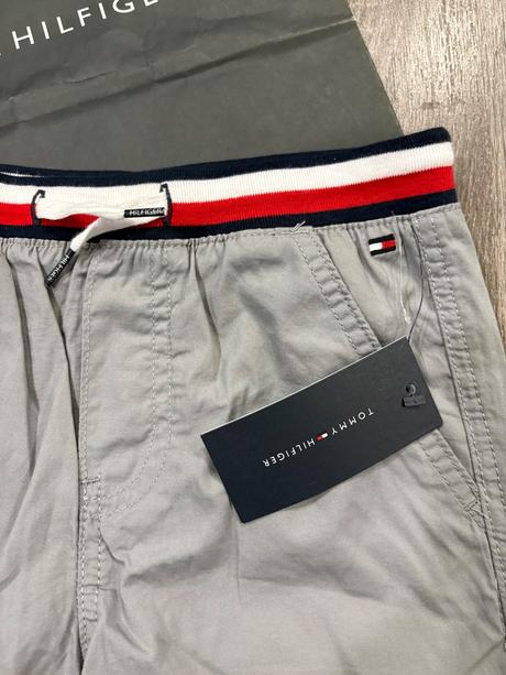 Tommy hilfiger chlapcenske kratasy na 6 rokov, tommy hilfiger,116