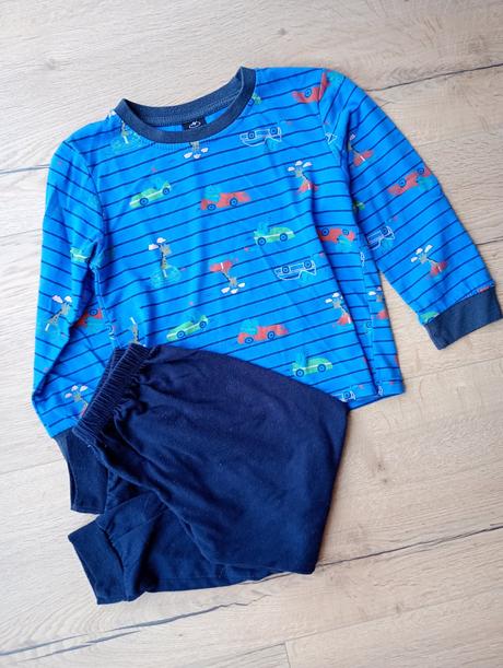 Pyžamá 104/110, 104