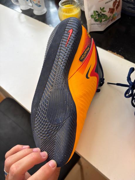 Halovky, nike,38