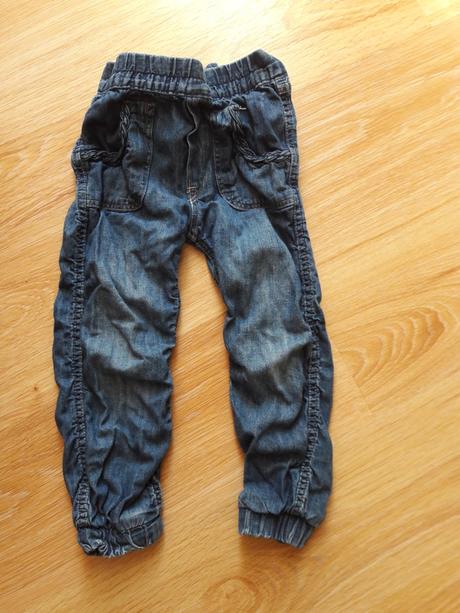 Tenšie riflove nohavice--h&m--104, h&m,104