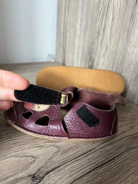 Sandále tikki, tikki,21