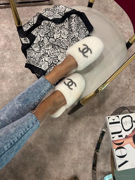 Chanel nasuchovacky, 37