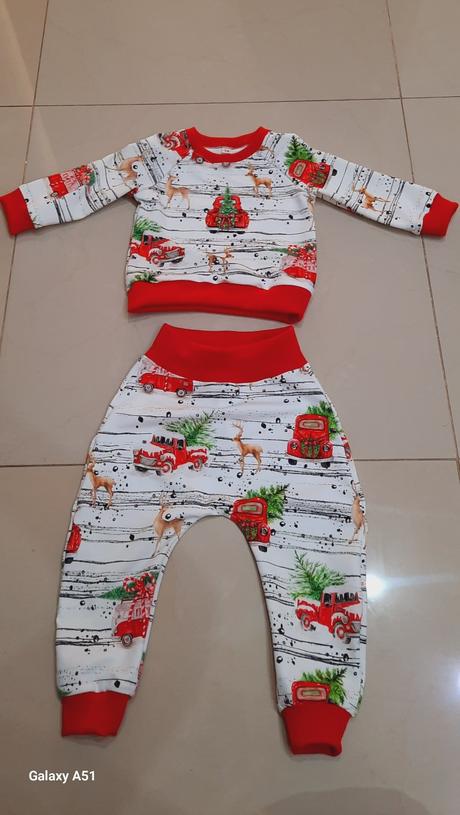 Mikina pudláče vianoce, 74