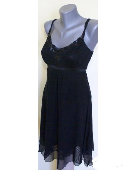 Šaty - bez známok nosenia, s