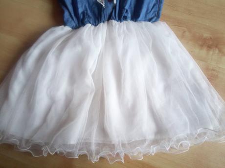 Nádherné šaty top stav, 116