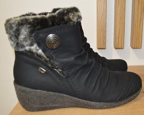 Dámska členková obuv číslo 41 - čižmy rieker, rieker,41