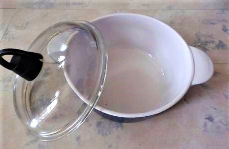 Zapekacia porcelánová misa s príklopom,