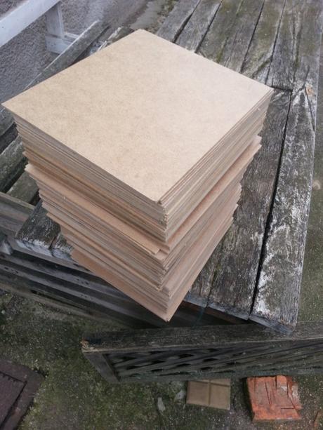 Kúsky sololitu pre šikovne ručičky., 