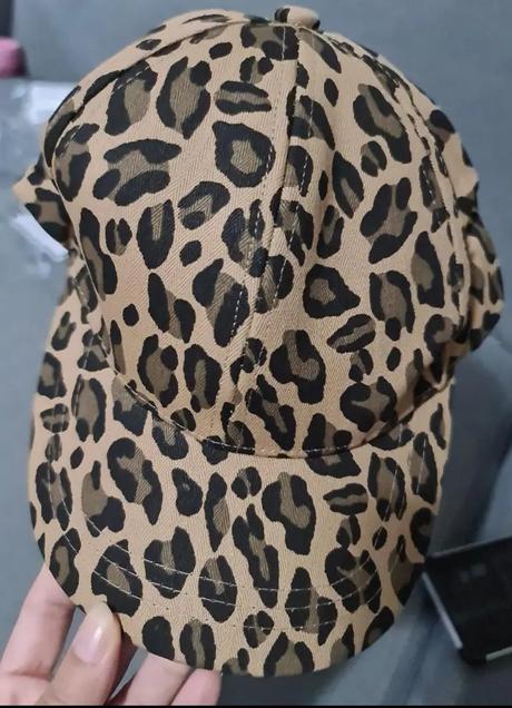 Šiltovka s leopardím vzorom, svetlo- béžová, 