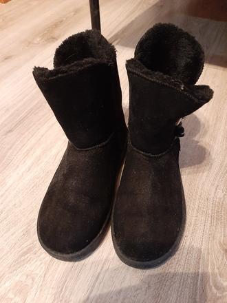 Predám topánky-papučky, 34