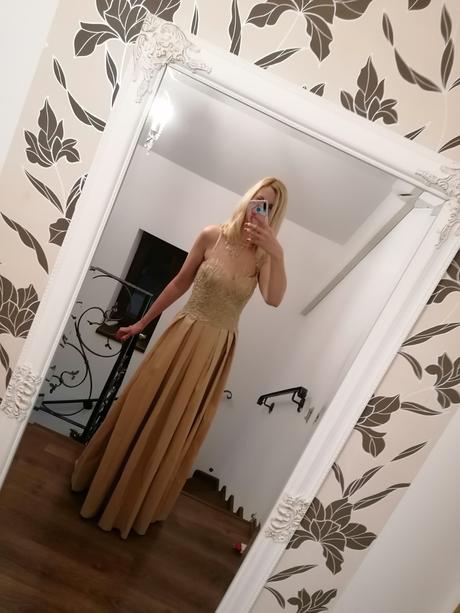 Spoločenské šaty značky sharon veľ., 38