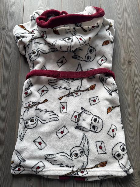 Župan harry potter hedviga, 140