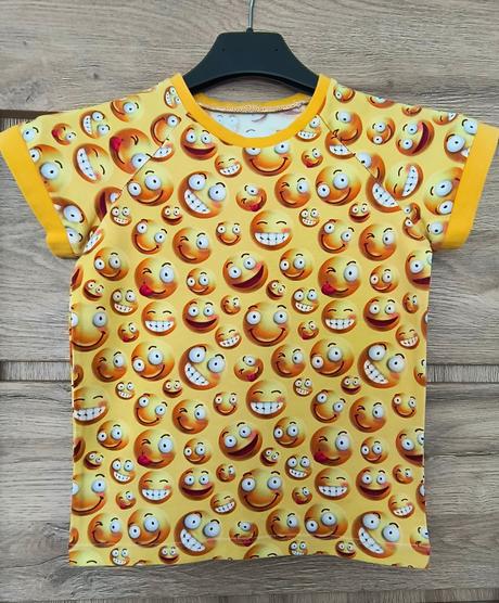 Balík oblečenia veľkosť 110, 104–116