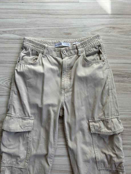 Jogger nohavice, bershka,152