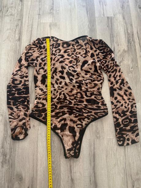 Leopardie priehľadné body, s