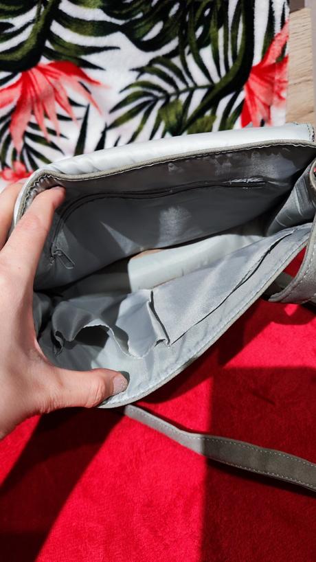 Šedá crossbody kabelka,